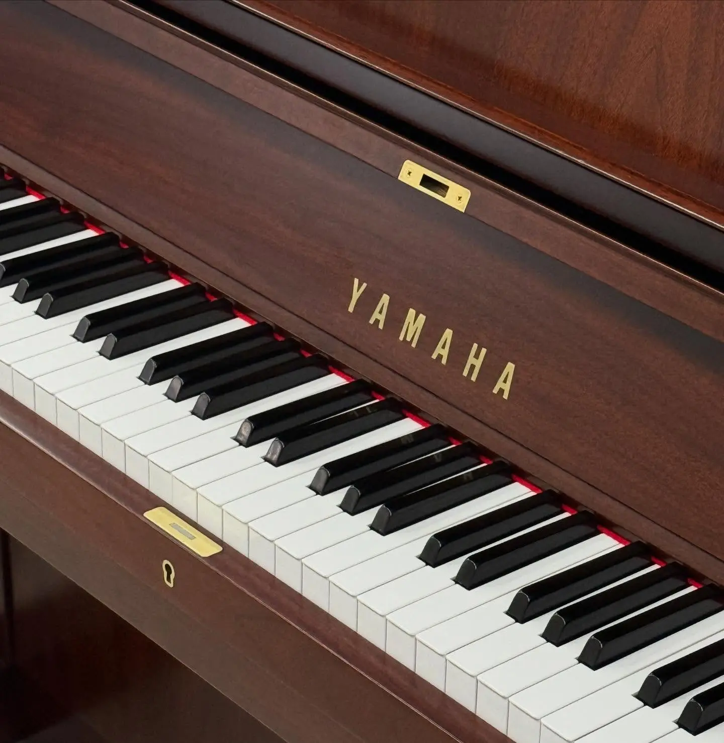 二手 YAMAHA 鋼琴 YAMAHA 山葉｜W-102 直立式鋼琴